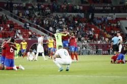 开云体育APP下载-足球场面：哥斯达黎加队勇夺胜利的简单介绍