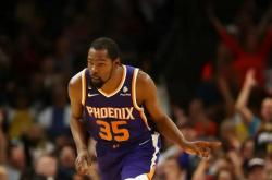 开云APP-上海队力克掘金，伦纳德扛起全队